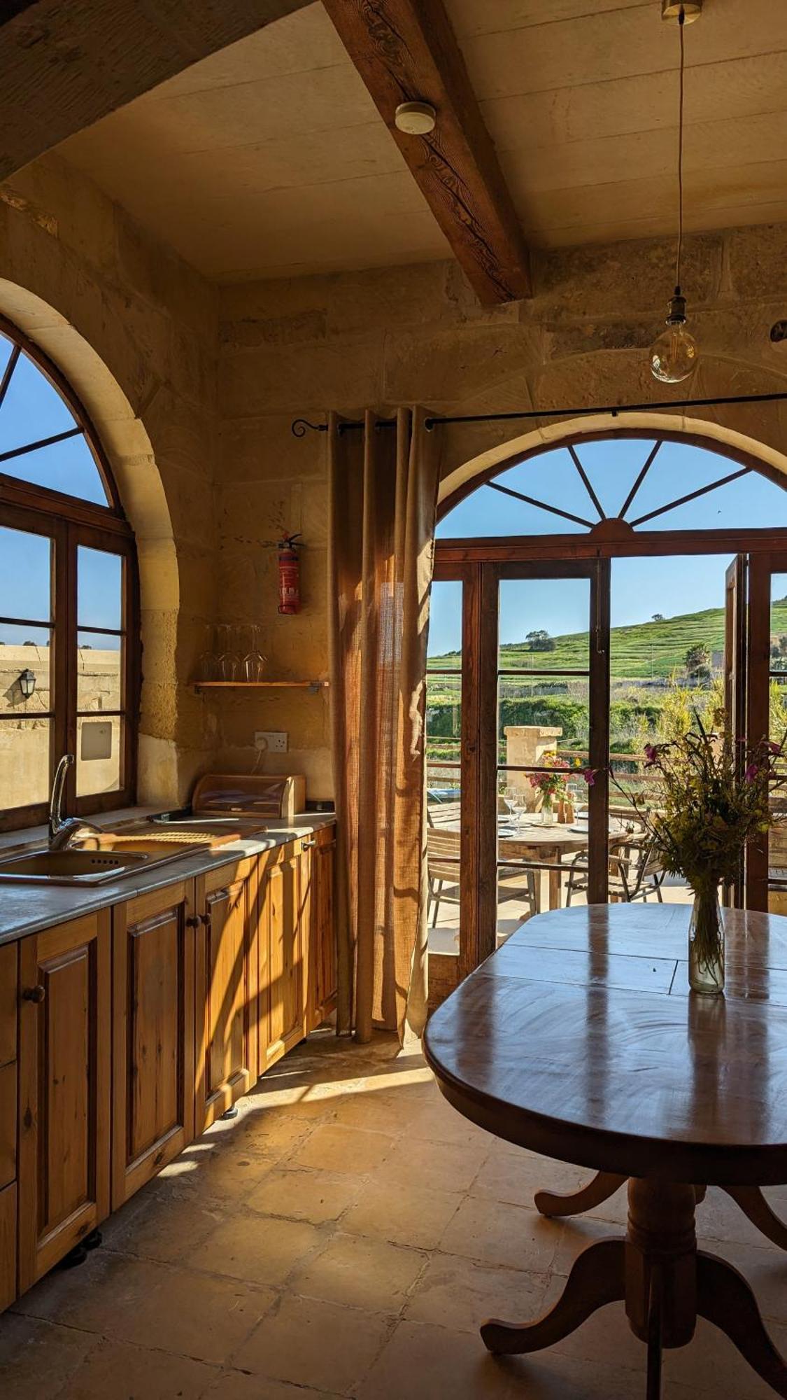 Soluna Boutique Guesthouse Għasri エクステリア 写真